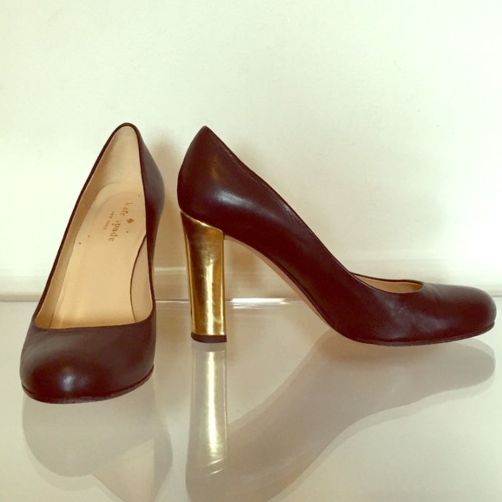 Kate Spade - black leather pump w/ gold heel